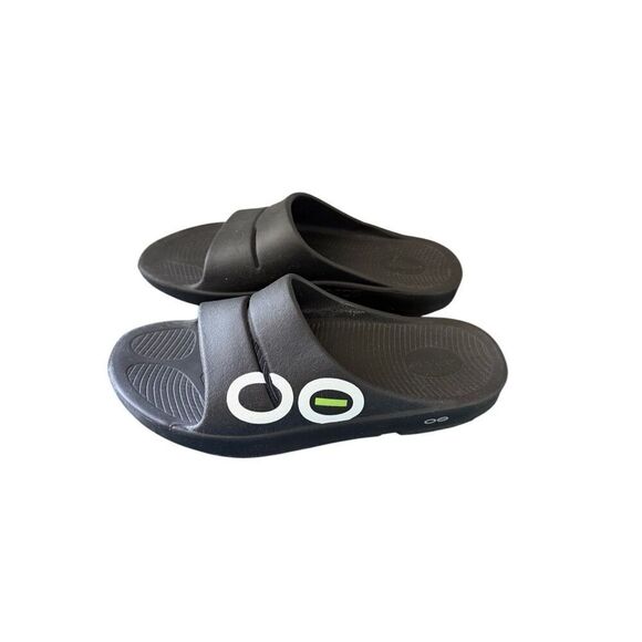 Oofos Ooahh Unisex Black White Slip On Sport Slide Recovery Sandals Size M12 W14 - Picture 1 of 13